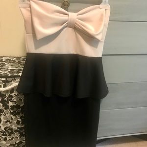 Strapless dress